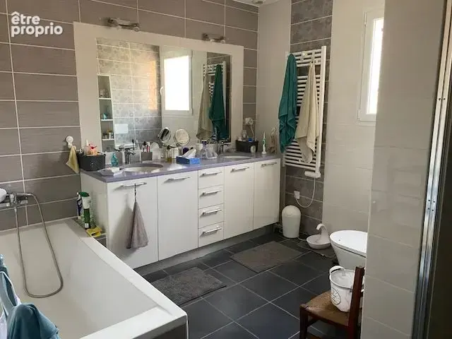 Villa de plain pied type 4 avec piscine - grand garage - photo 9