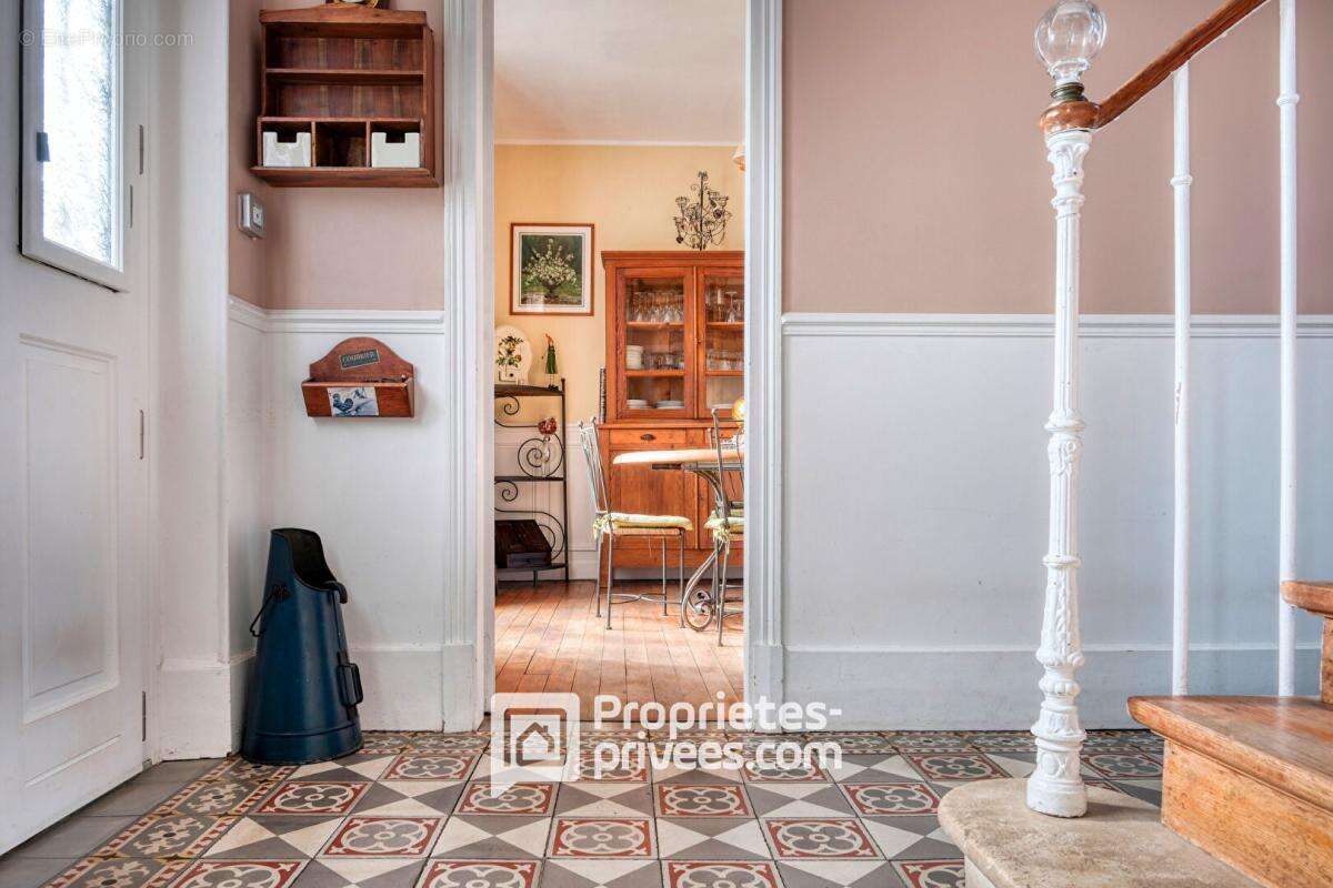 Maison à FORGES-LES-BAINS