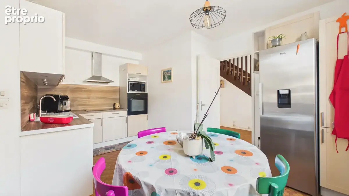 Maison mitoyenne  de 118 m², 4 chambres, garage - Onet-le-Château - photo 8