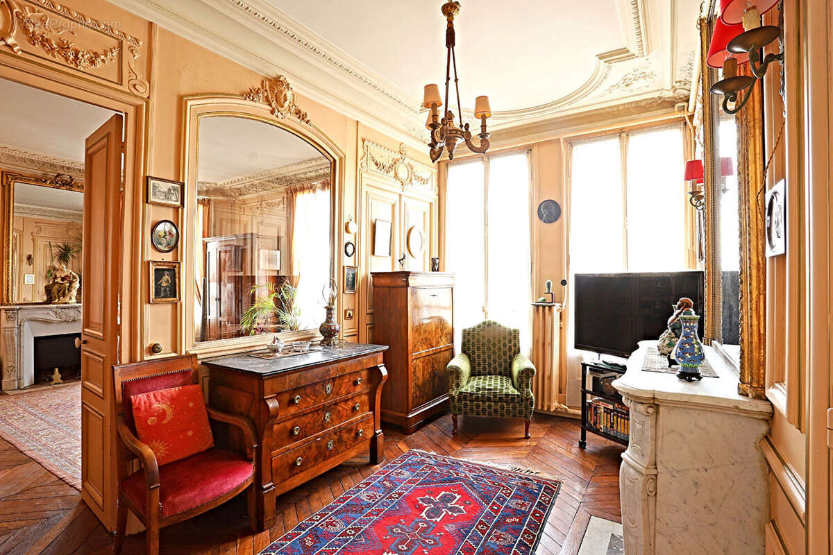 Appartement à PARIS-5E