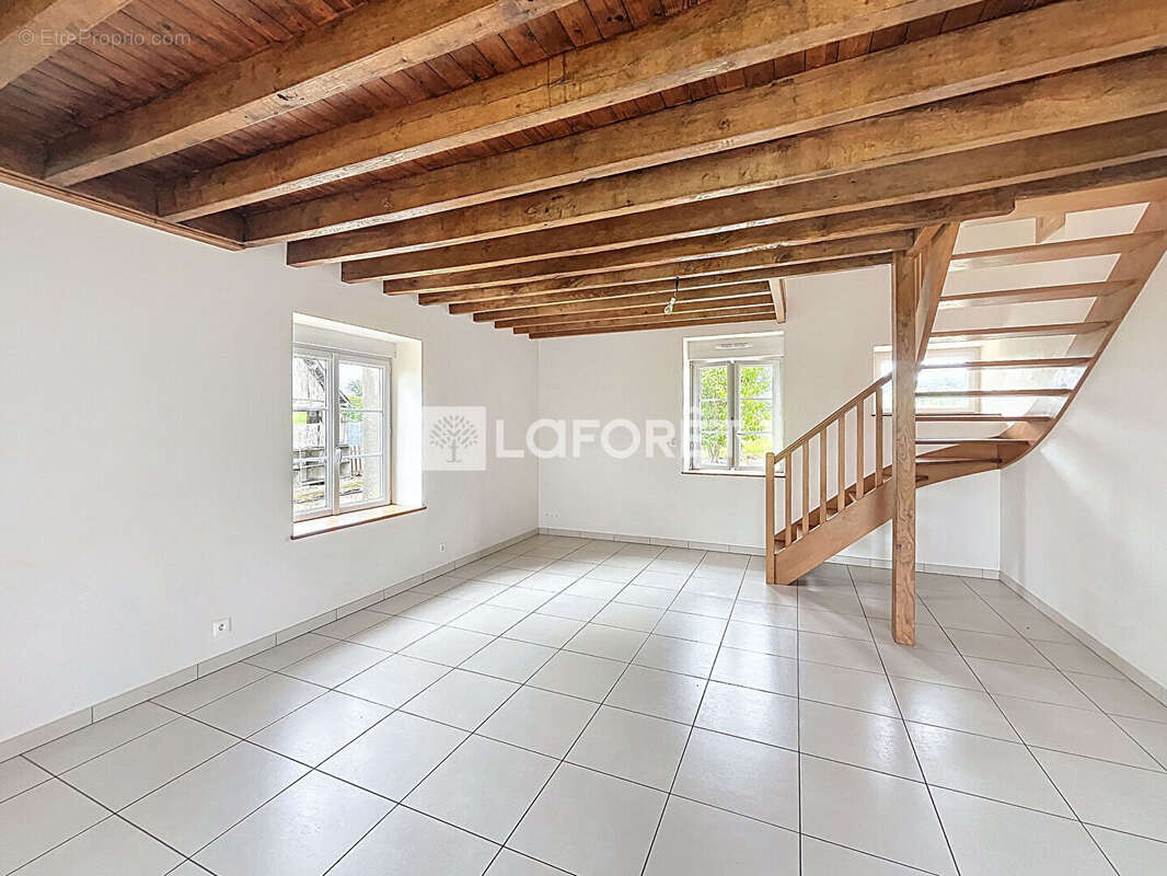 Maison à LONLAY-L&#039;ABBAYE