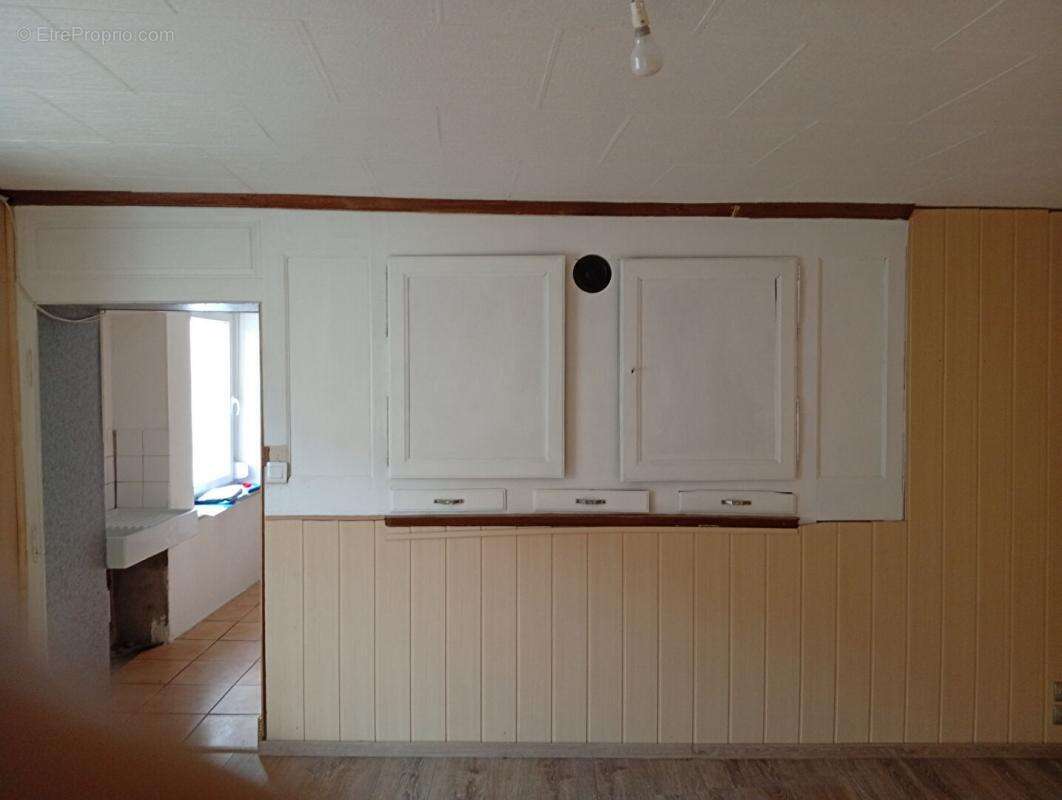 Maison à GRUEY-LES-SURANCE