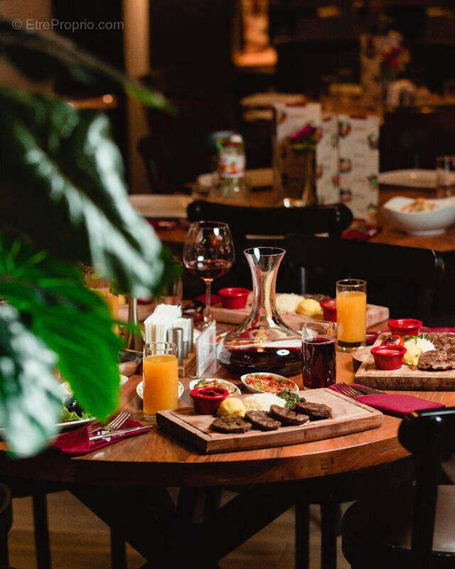 Autre à L&#039;ISLE-SUR-LA-SORGUE