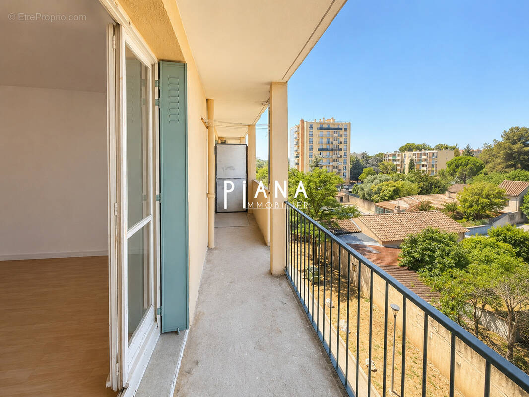 Appartement à SORGUES