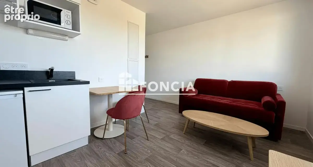BOURG L'ÉVÊQUE DERNIER ÉTAGE Appartement T1, vue dégagée, nouvelle résidence idéalement située, très belles prestations - photo 3
