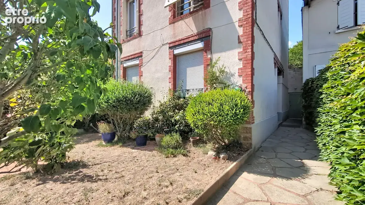 Appartement à COLOMBES