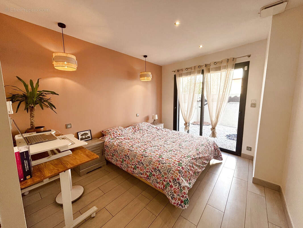 Maison à SAINT-JEAN-LASSEILLE