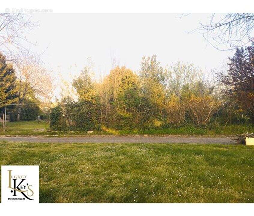 Terrain 800 m² à Lormont  - photo 5