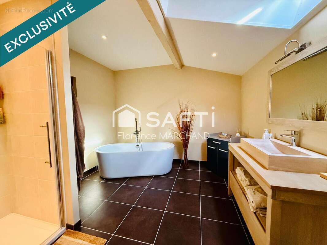 Photo 6 - Maison à FRONTENAY-ROHAN-ROHAN