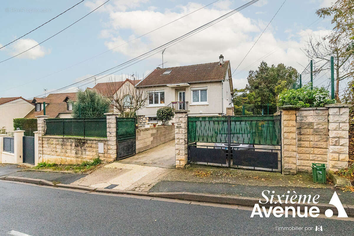 Maison à EPINAY-SUR-ORGE