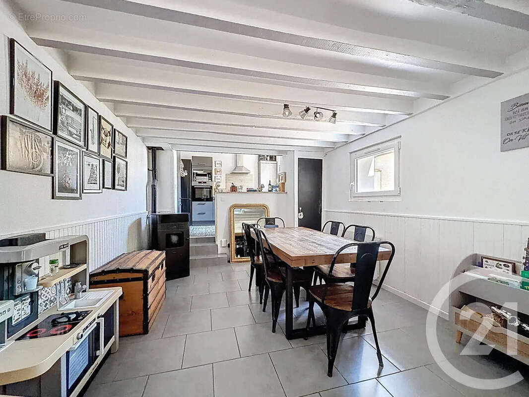 Maison à LES NOES-PRES-TROYES