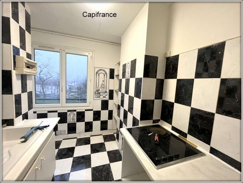 Appartement à CLICHY-SOUS-BOIS