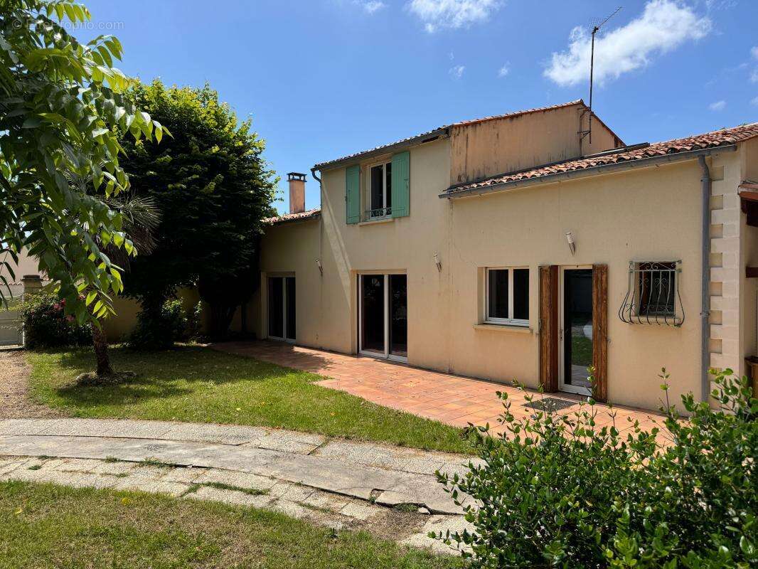 Maison à SAUJON