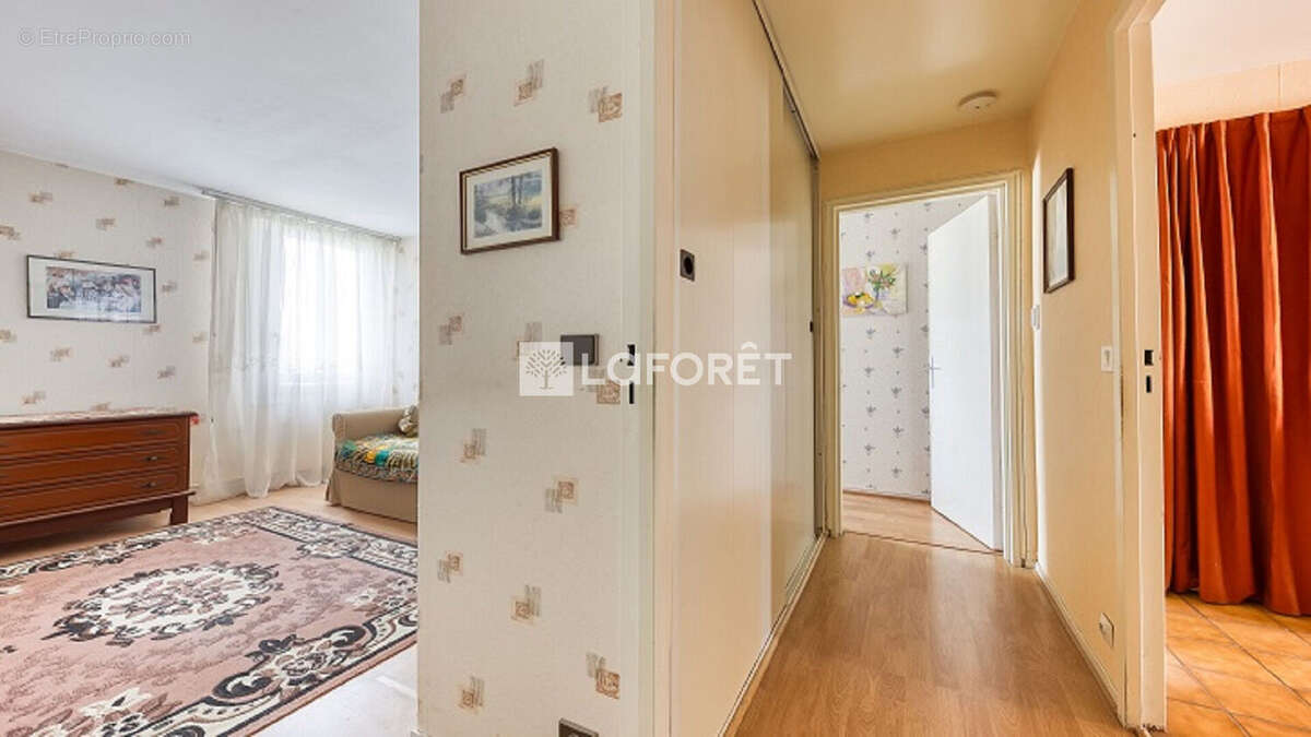 Appartement à ROISSY-EN-BRIE