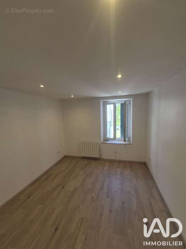 Maison 150 m² à Les Abrets  - photo 8