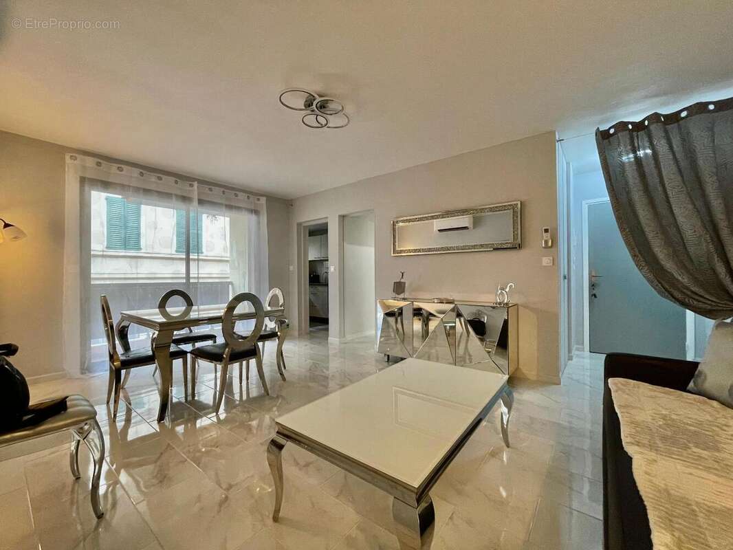   - Appartement à ALBI