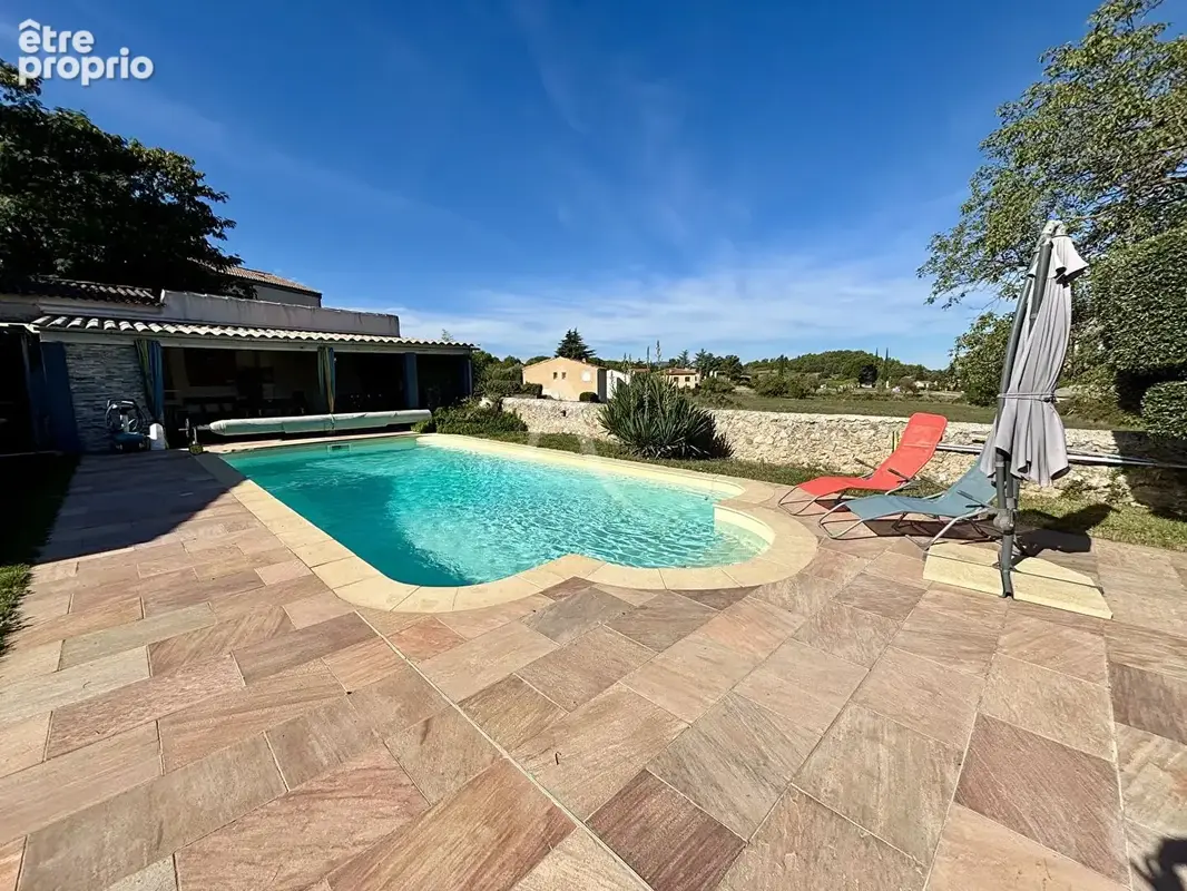 Photo Maison à Rians au prix de 499 900€