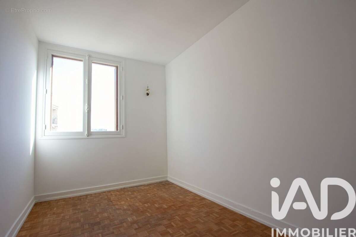 Photo 3 - Appartement à ASNIERES-SUR-SEINE