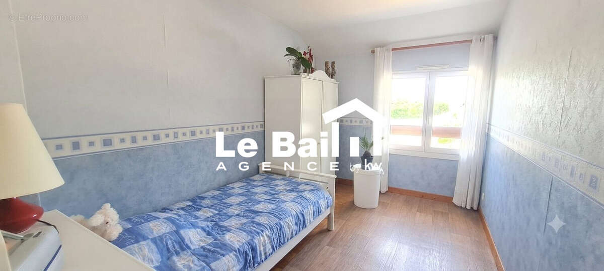 Maison 80 m² à Osny  - photo 6