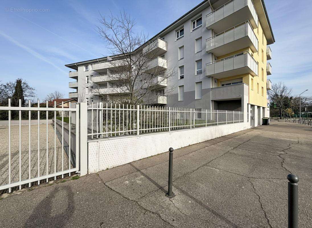 Appartement à VENISSIEUX