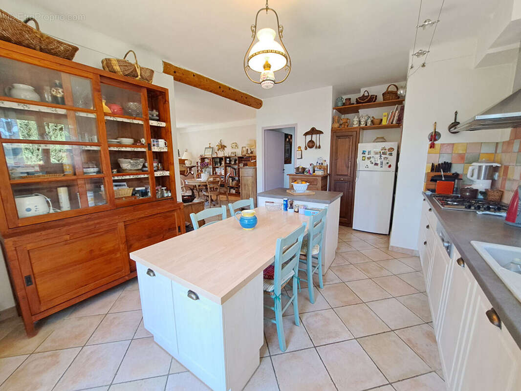 Maison à MALAUCENE