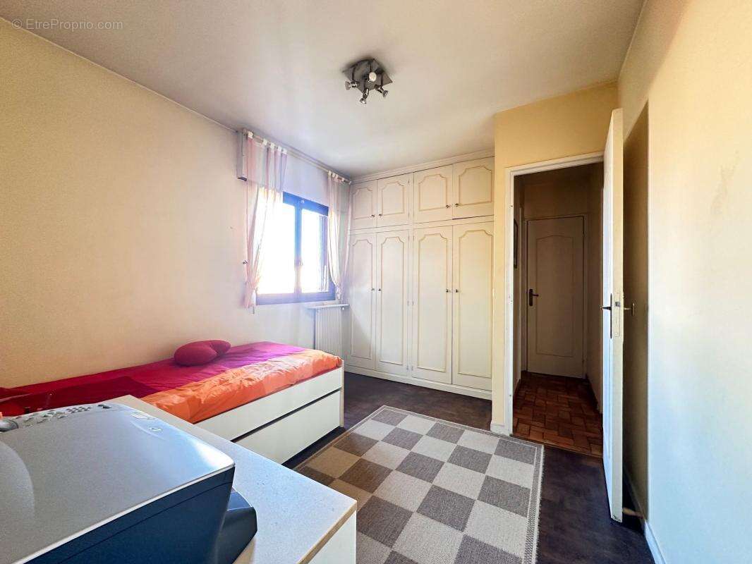 Maison à SAINT-MAUR-DES-FOSSES