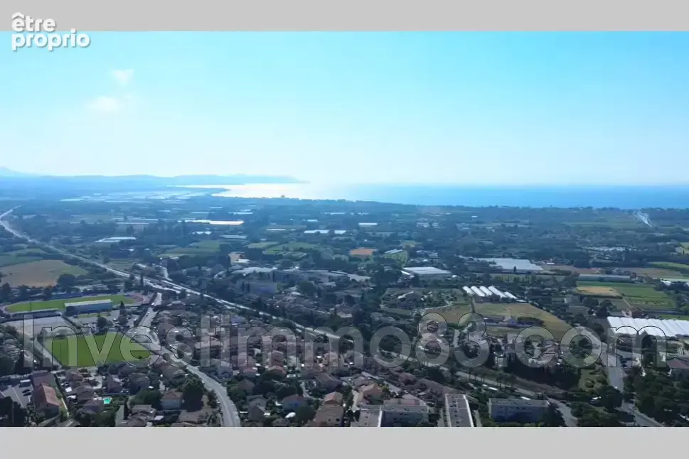 Appartement à HYERES