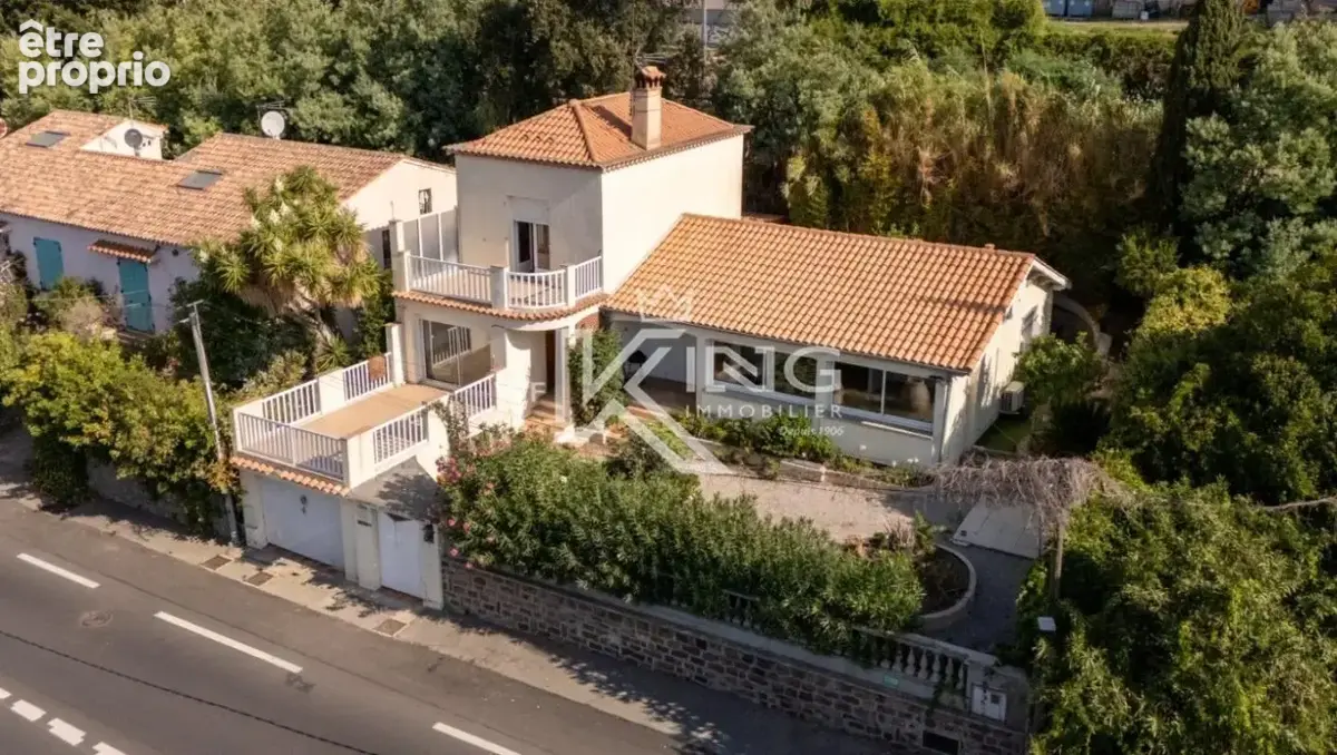 Photo Maison à Saint-Raphael au prix de 1 200 000€