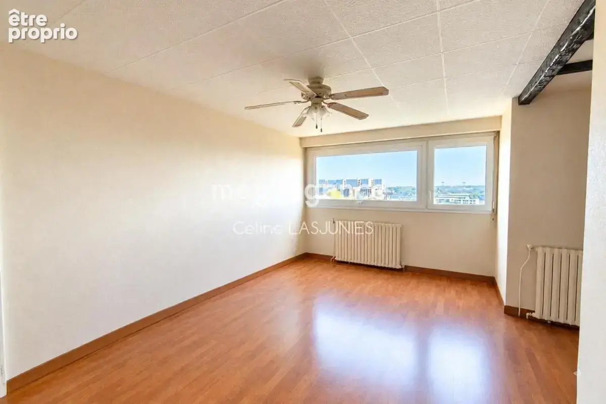 Appartement à LE BOUSCAT