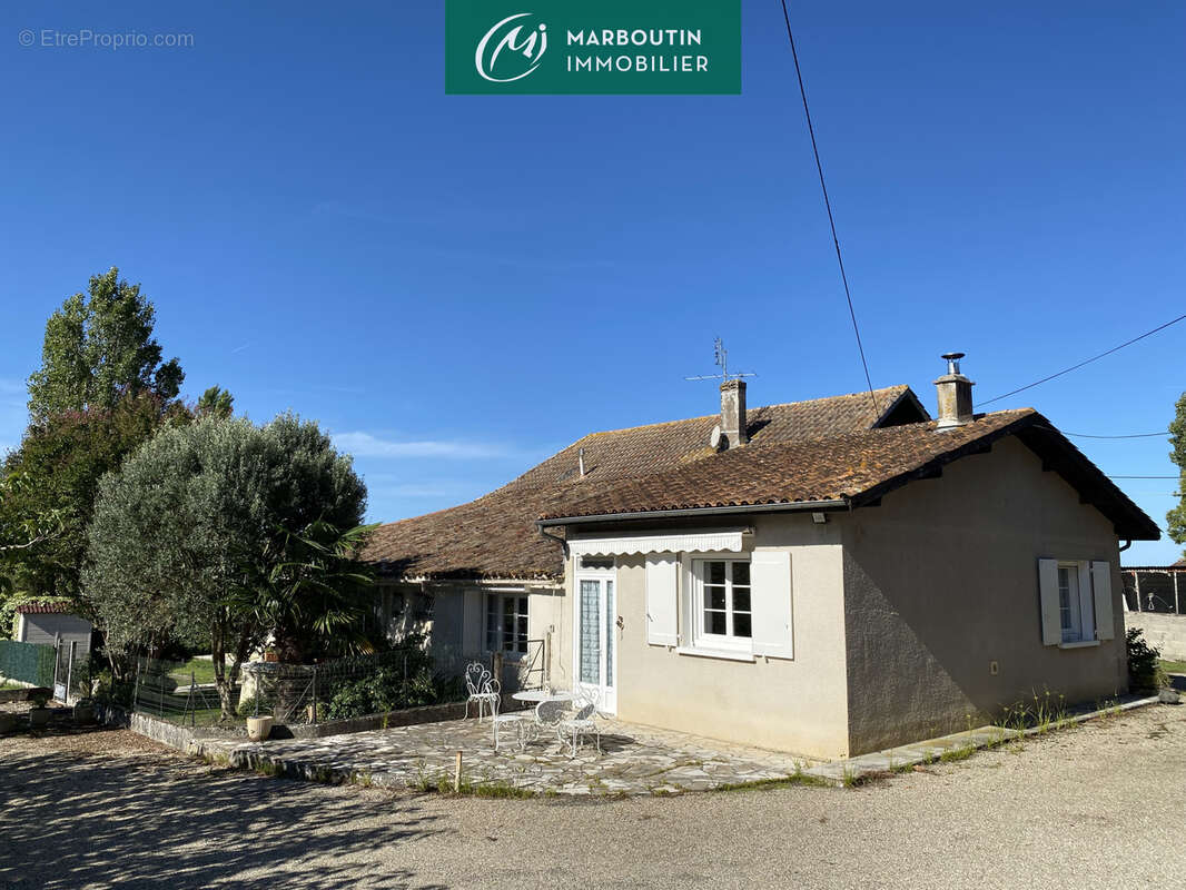 Maison à HAUTESVIGNES