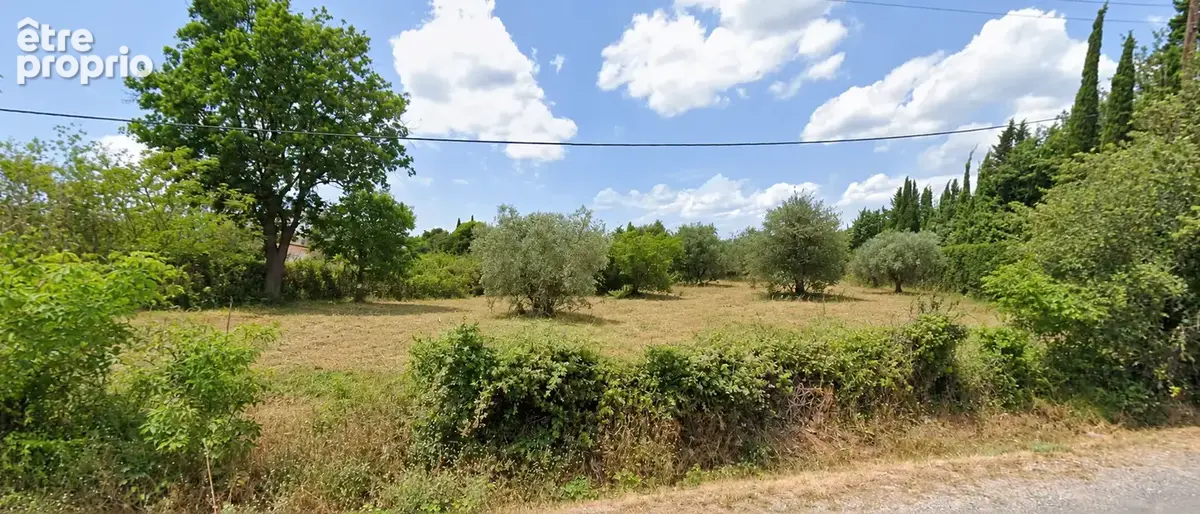 Terrain à COURNONTERRAL