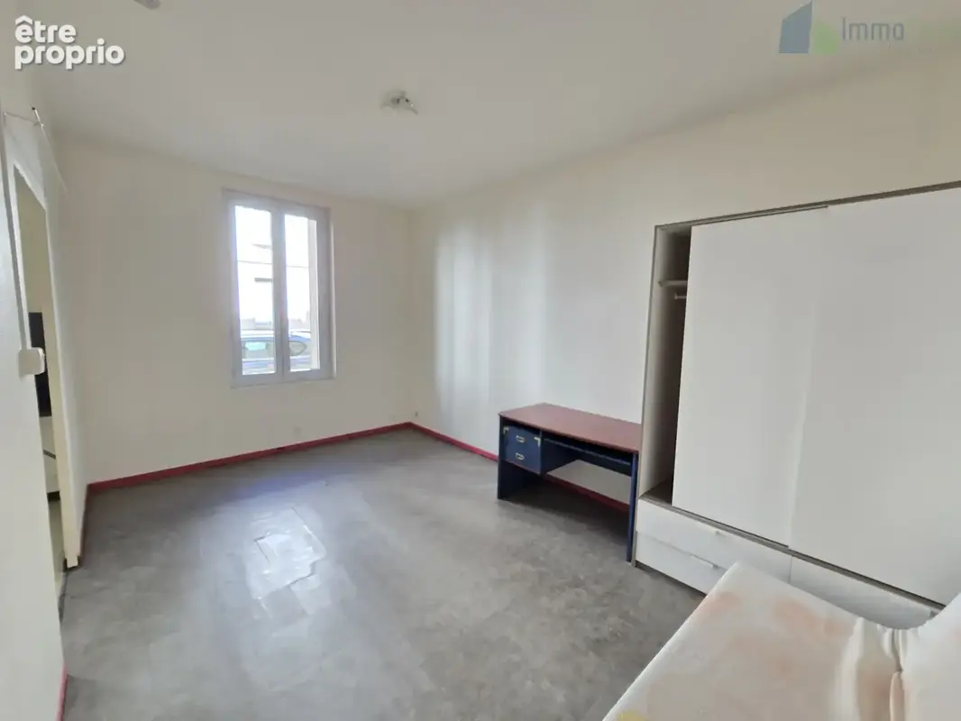 Opportunité rare investissement ou 1er achat - T1 bis 32 m2 libre fin août, Lyon 8ème, secteur Bachut - photo 3