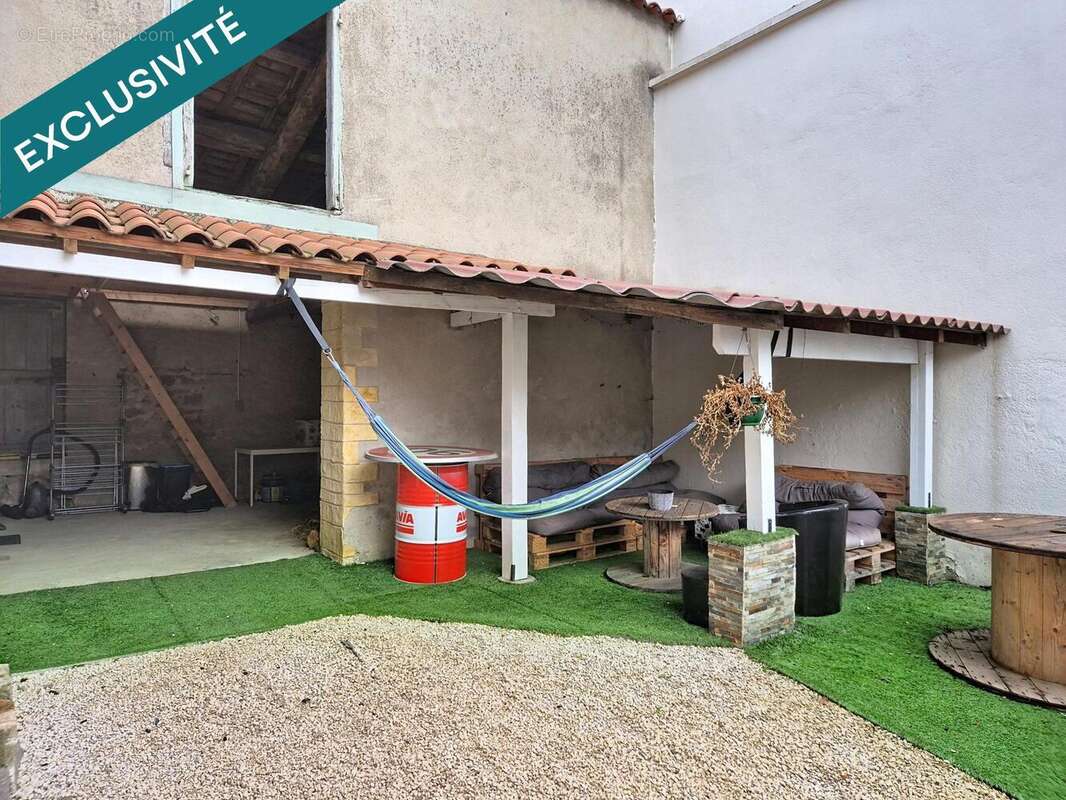 Photo 9 - Maison à SAINT-LAURENT-DE-CHAMOUSSET