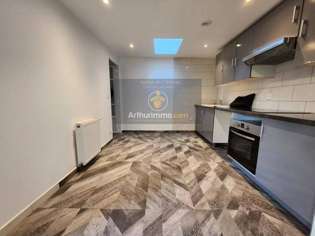 Commerce à ORMESSON-SUR-MARNE