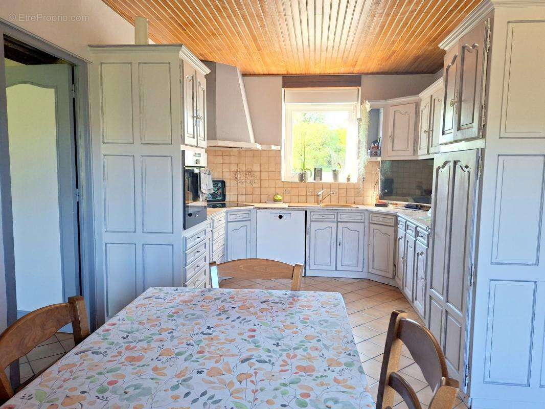 Propriété Corps de ferme SAINT DENIS DE GASTINES (53) - photo 7