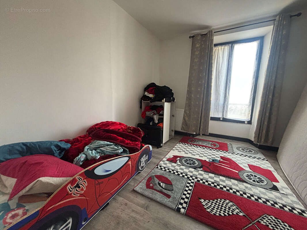 Maison à FAREMOUTIERS