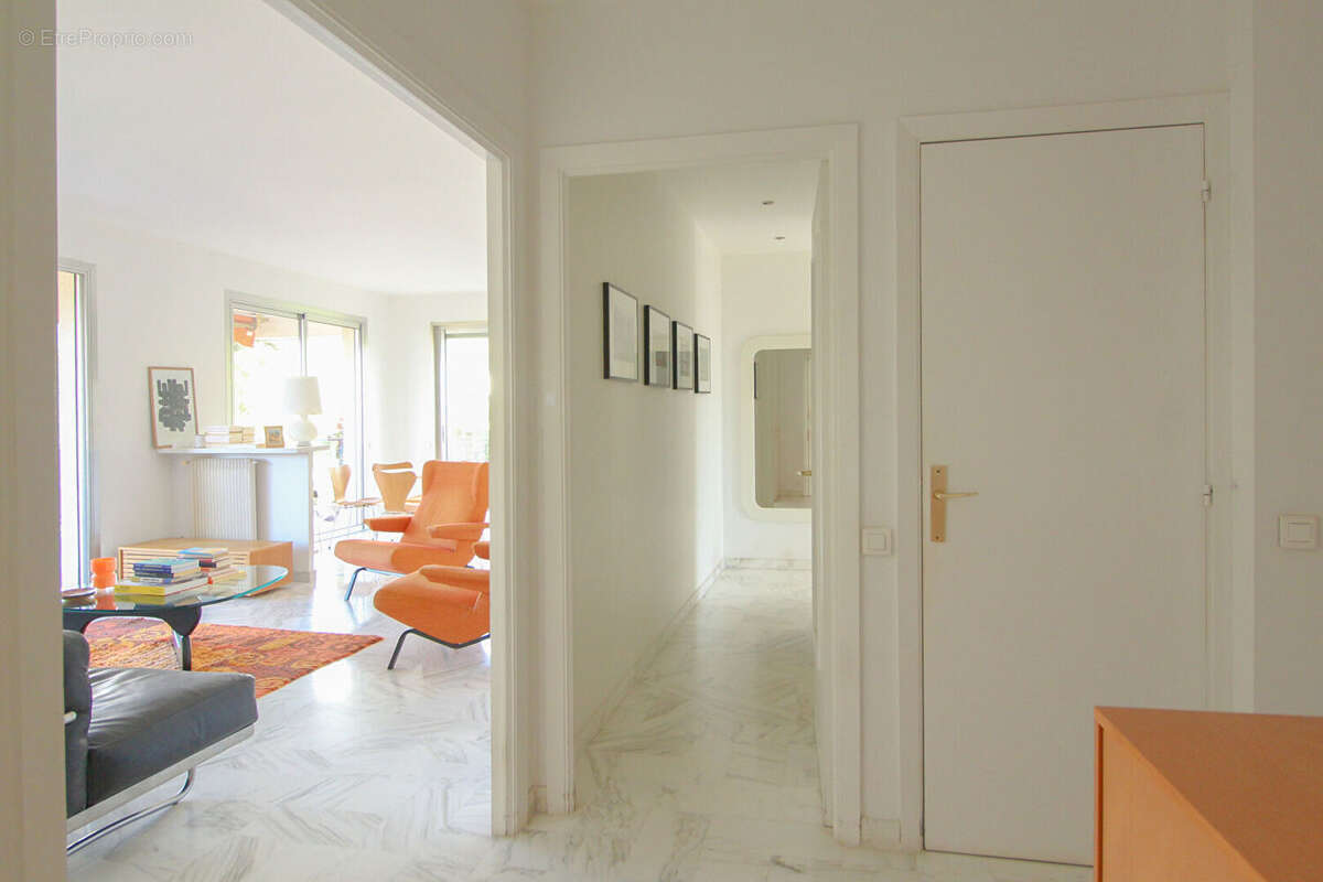 Nice Ouest - Lanterne - Appartement 5 pièces 137,84 m² - Terrasses 55 m² - Vue mer - photo 8