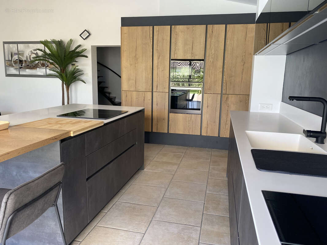 Maison à SAINT-GENIES-DE-MALGOIRES