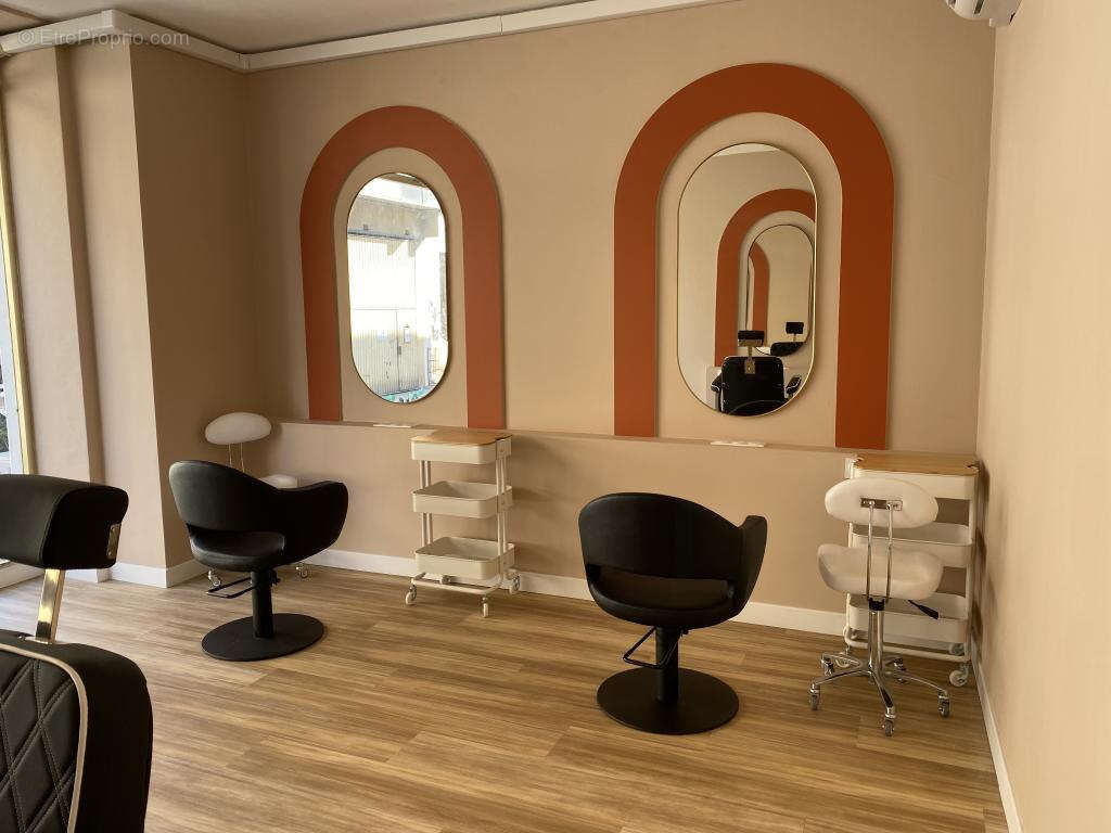 A louer salon de coiffure de 90m2   mouans sartoux   alpes maritimes - photo 3