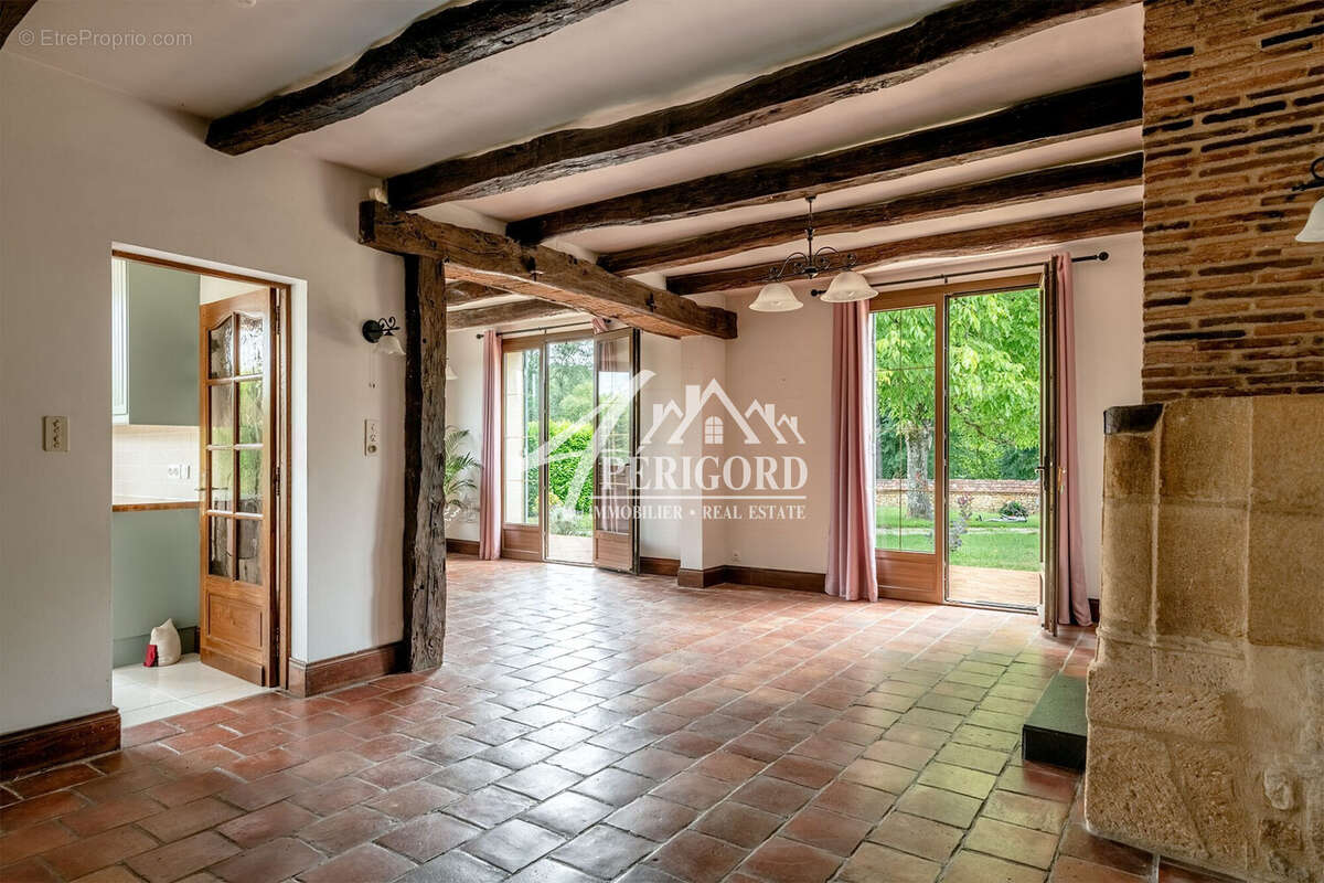Maison 145 m² à Lalinde  - photo 5