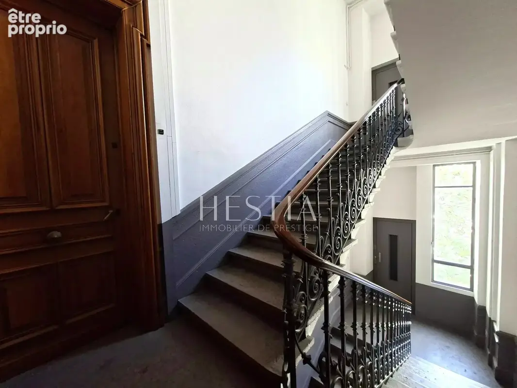 Vente T8 - Préfecture - 243 m² avec possibilité de division - photo 13