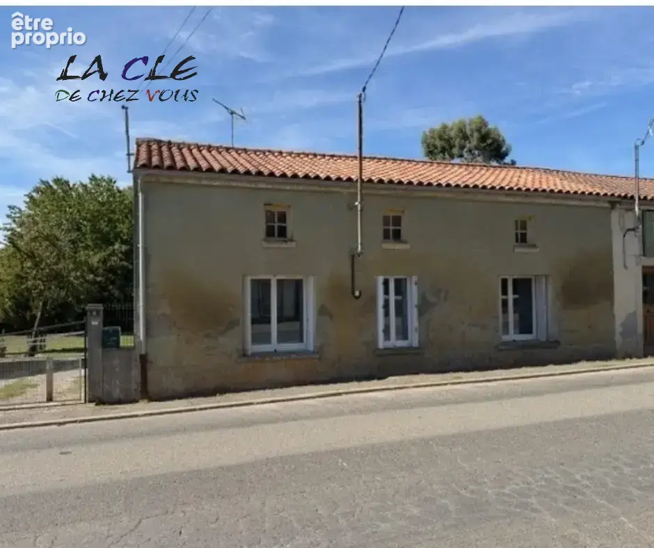 Photo Maison à Coulonges-Sur-L'autize au prix de 96 300€