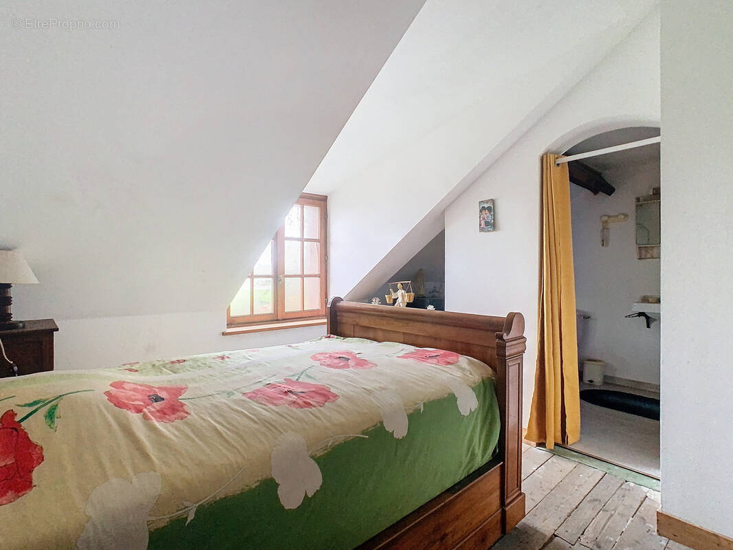 Maison à SAINTE-MARGUERITE-D&#039;ELLE