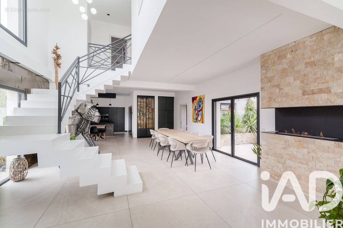 Photo 1 - Maison à JONAGE