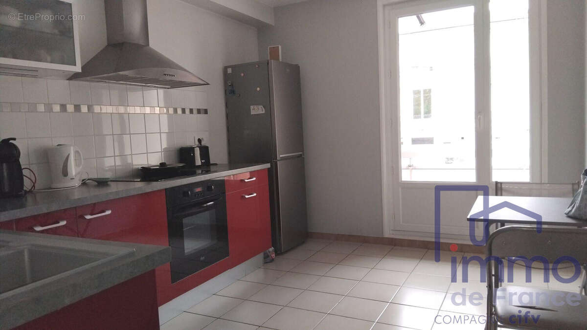 Appartement à SAINT-ETIENNE