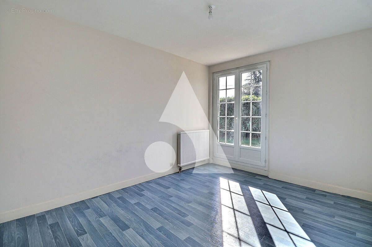 Maison à AUVERS-SUR-OISE