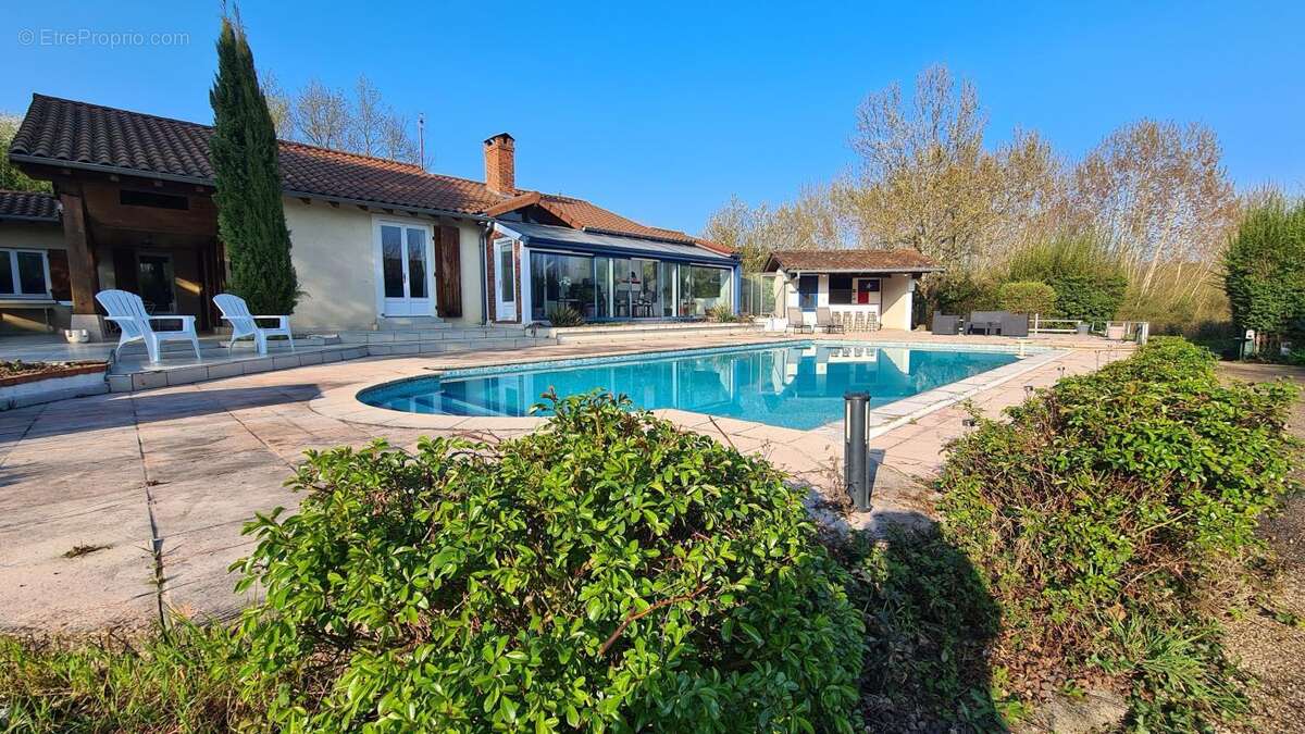 Maison à SAINT-JEAN-SUR-VEYLE