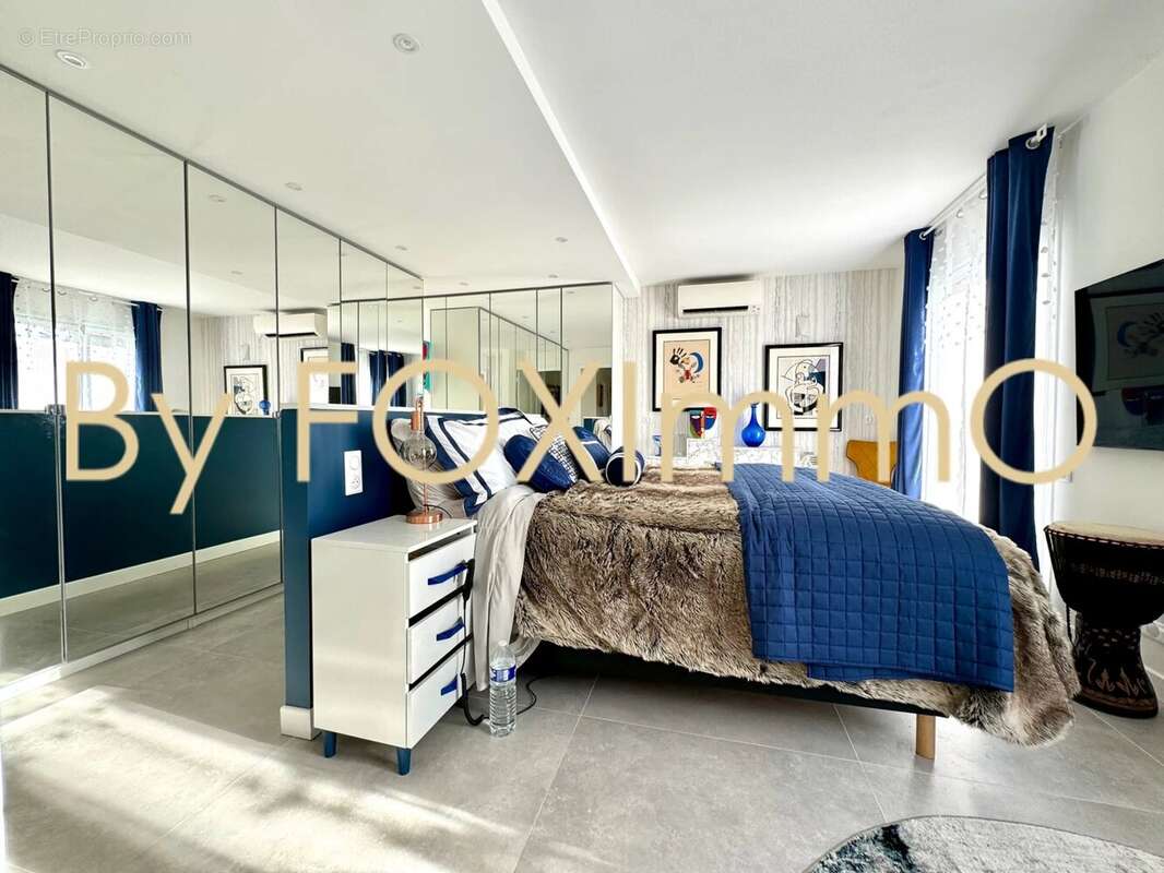 Maison à SAINT-LAURENT-DU-VAR