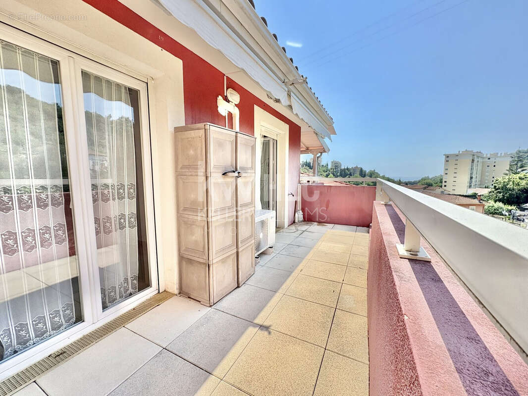Appartement 38 m² à Menton  - photo 8