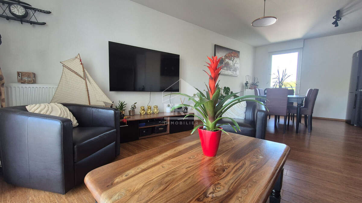 Appartement à BRIE-COMTE-ROBERT